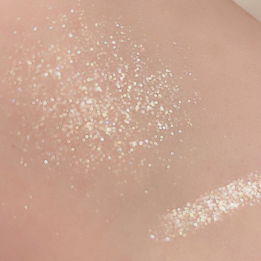 プリティー イージーグリッタースティック/unleashia/グリッターを使ったクチコミ(3枚目)