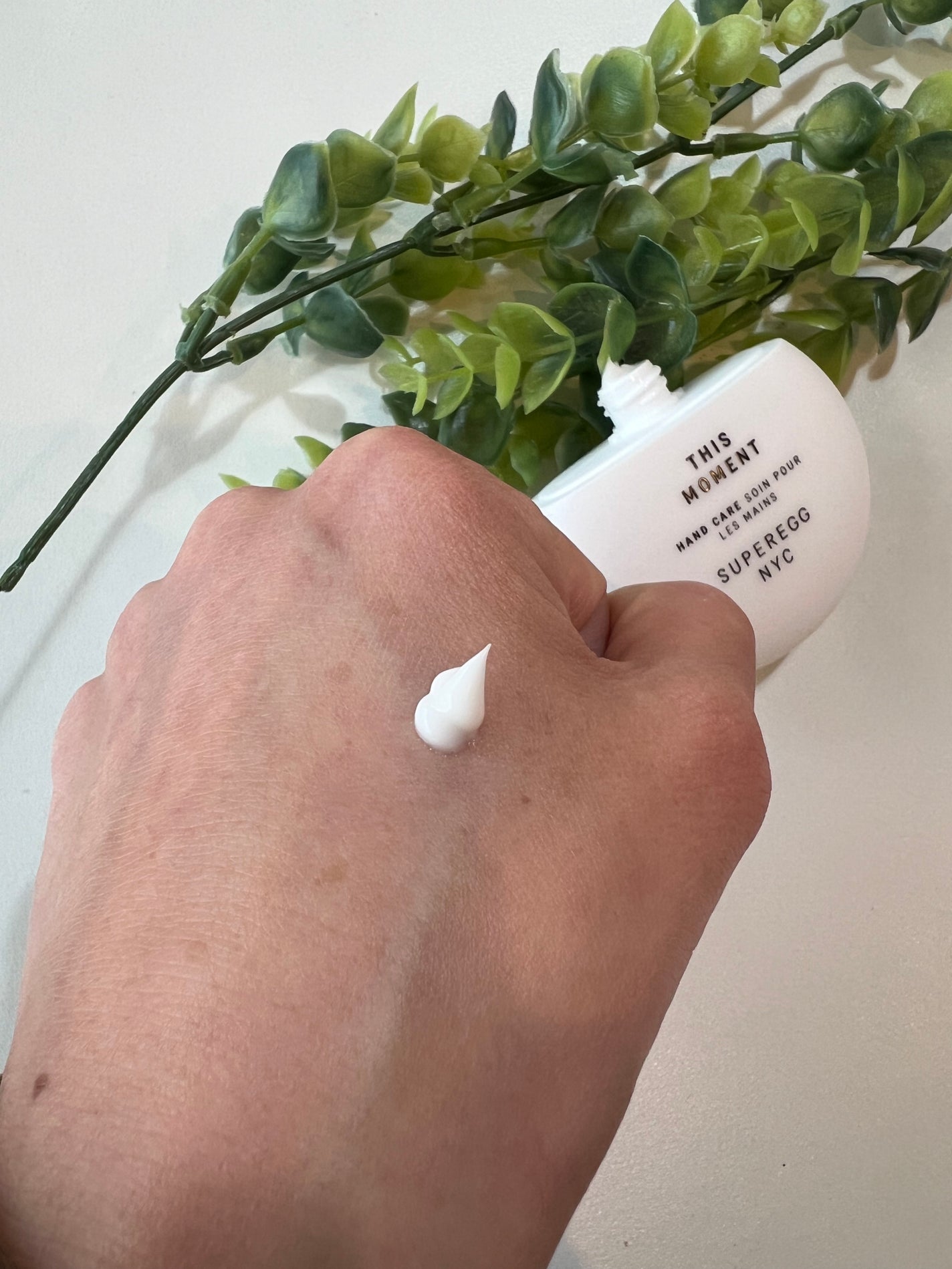 ディス モーメント ハンドケア/SUPEREGG /ハンドクリームを使ったクチコミ(3枚目)