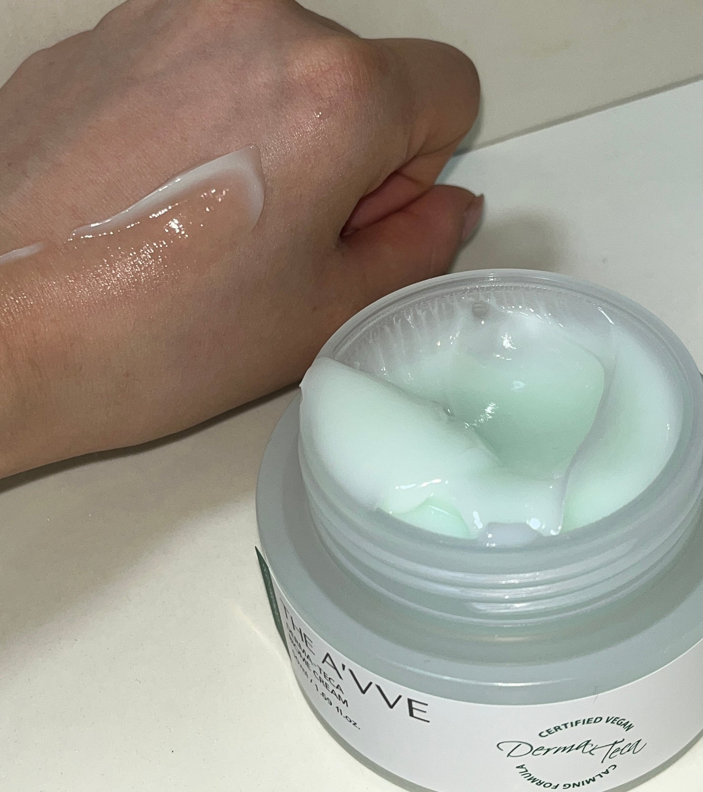 ダーマテカバイオームクリーム/THE A'VVE/フェイスクリームを使ったクチコミ(2枚目)