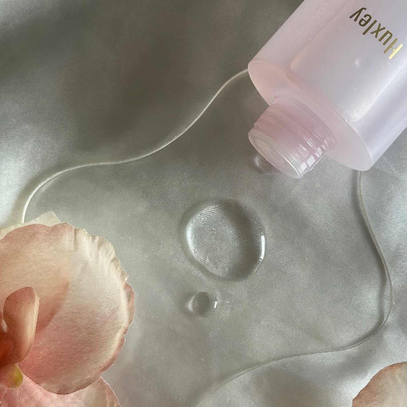 スキングロウトナー ビタラディアンス/Huxley/化粧水を使ったクチコミ(2枚目)