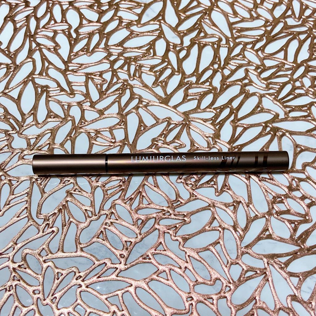 スキルレスライナー/LUMIURGLAS/リキッドアイライナーを使ったクチコミ(4枚目)