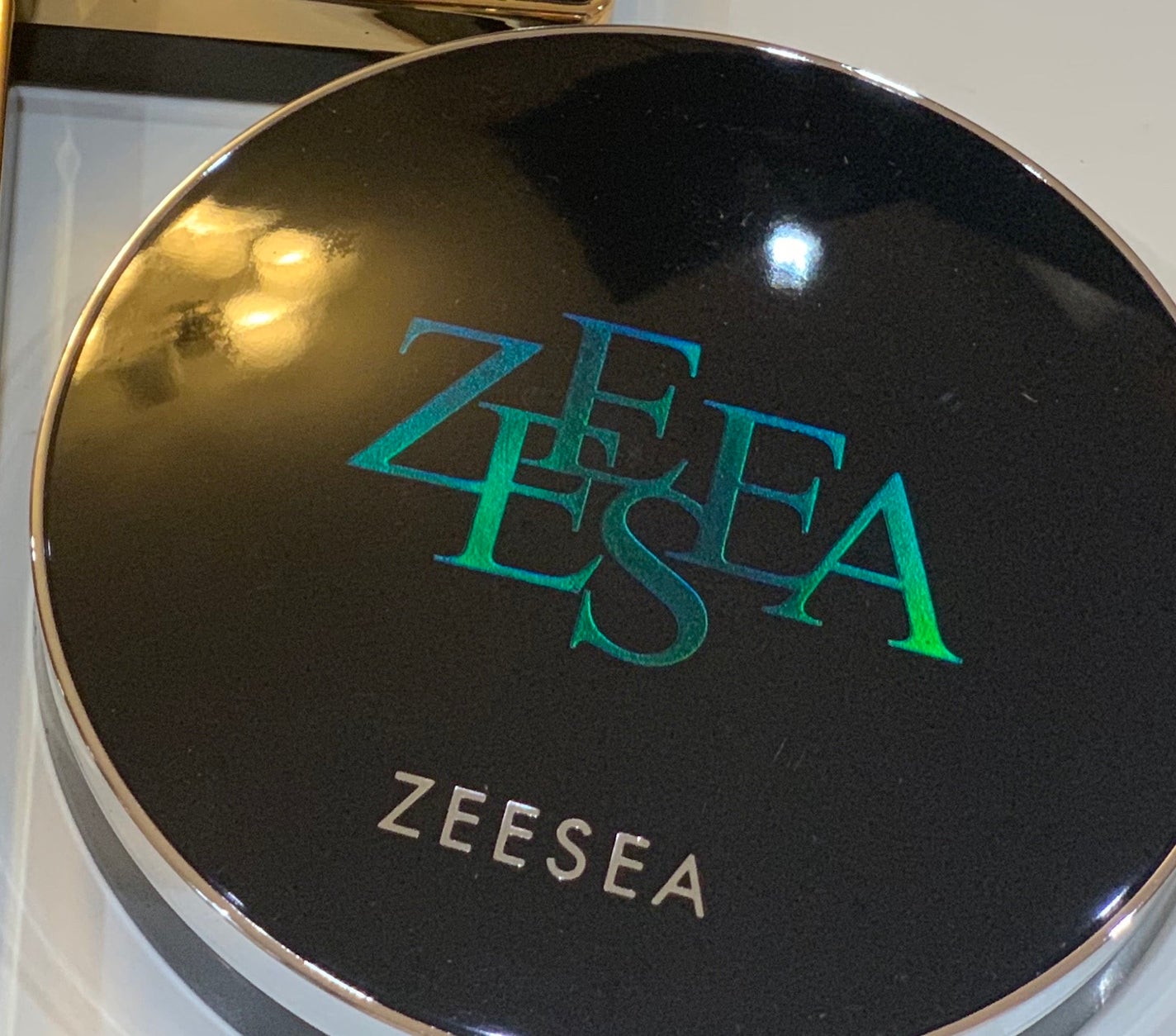 sparkling 11 colors eyeshadow/ZEESEA/アイシャドウパレットを使ったクチコミ(2枚目)