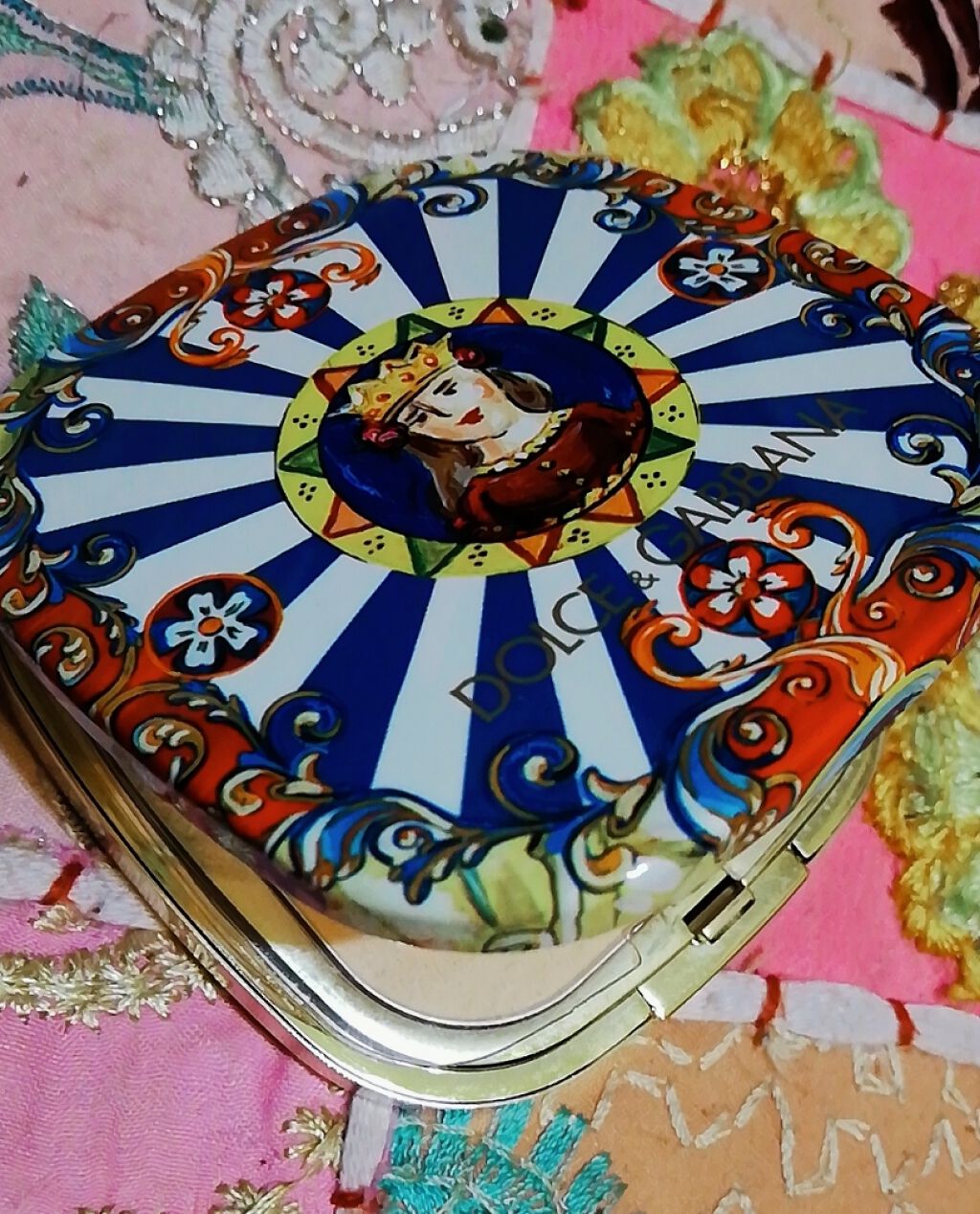 ソーラーグロウ ウルトラライト ブロンジングパウダー/DOLCE&GABBANA BEAUTY/ブロンザーを使ったクチコミ（1枚目）