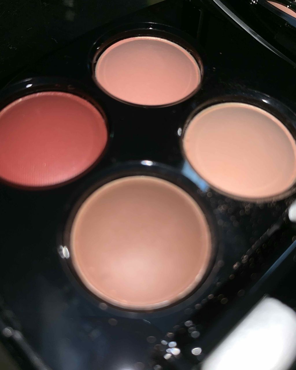 レ キャトル オンブル/CHANEL/アイシャドウパレットを使ったクチコミ(1枚目)