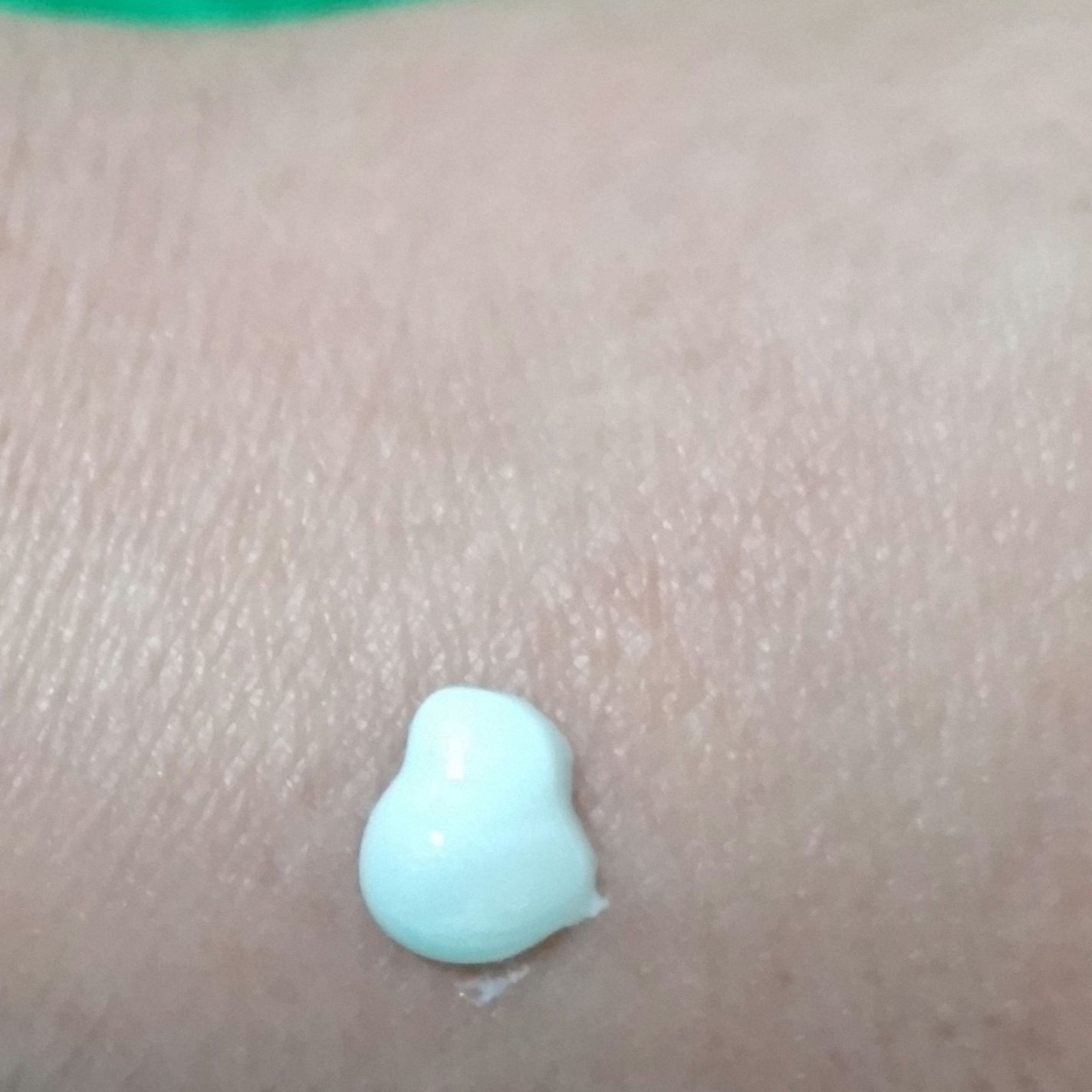 ドラマティックフォルミンググロウベース/マキアージュ/化粧下地を使ったクチコミ(3枚目)