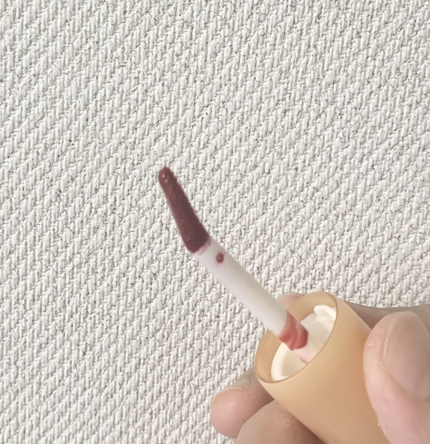 フルーティーグラムティント 104 チェリー/Laka/リップティントを使ったクチコミ（2枚目）