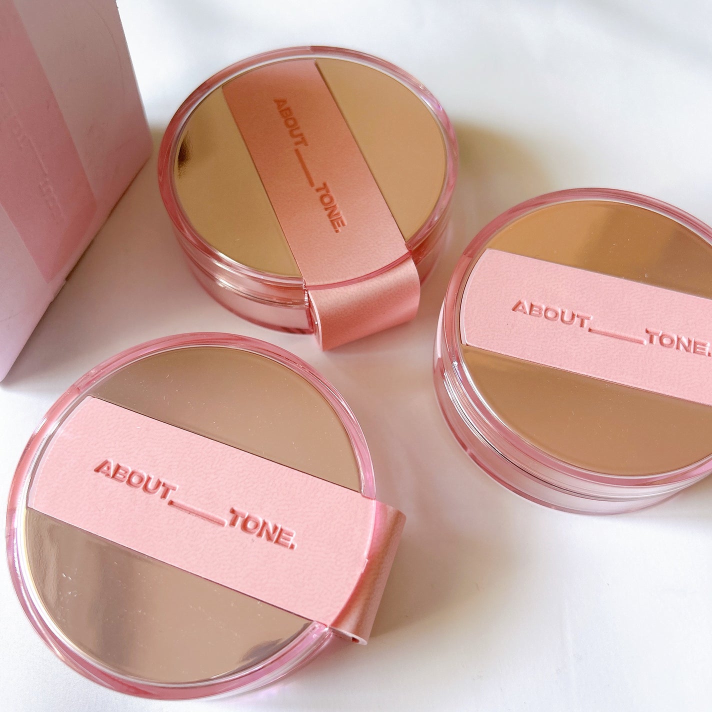 ザ・ブラーパウダーパクト/ABOUT TONE/プレストパウダーを使ったクチコミ(1枚目)