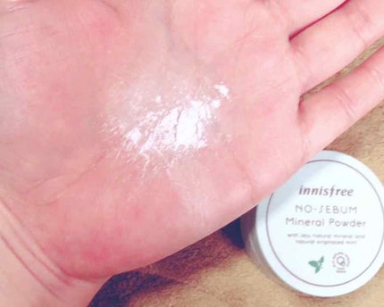 ノーセバム ミネラルパウダー/innisfree/ルースパウダーを使ったクチコミ(2枚目)