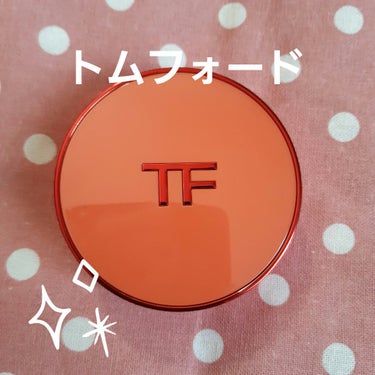 シェイド アンド イルミネイト ファンデーション SPF45 ソフト ラディアンス クッション コンパクト/TOM FORD BEAUTY/リキッドファンデーションを使ったクチコミ（1枚目）