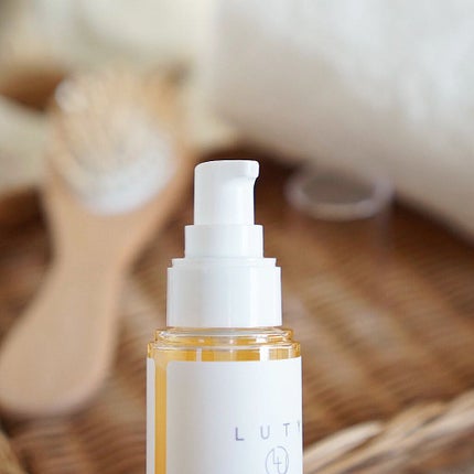 ルーティー スタイリングオイル リッチ/LUTY/ヘアオイルを使ったクチコミ(3枚目)