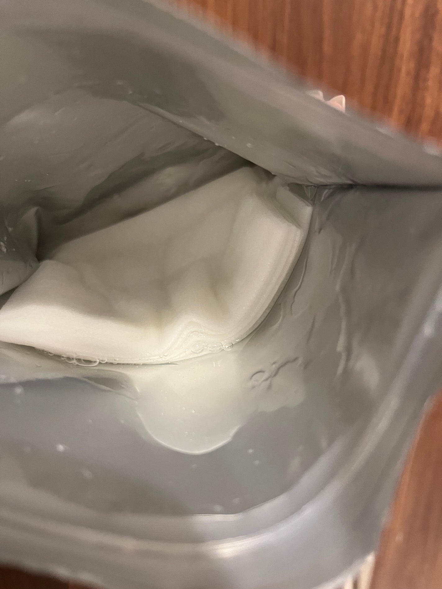 ルルルンプレシャス WHITE(クリア)【旧】/ルルルン/シートマスク・パックを使ったクチコミ(3枚目)