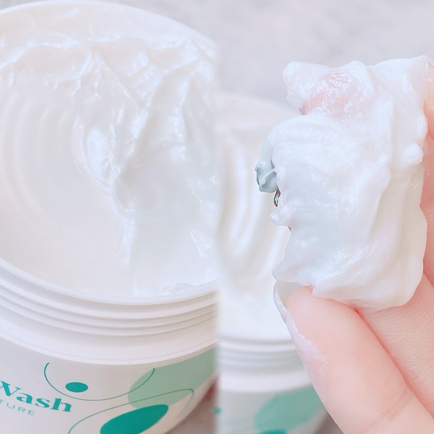 ダヴ クリームボディウォッシュ コンフォートモイスチャー/ダヴ/ボディソープを使ったクチコミ（2枚目）