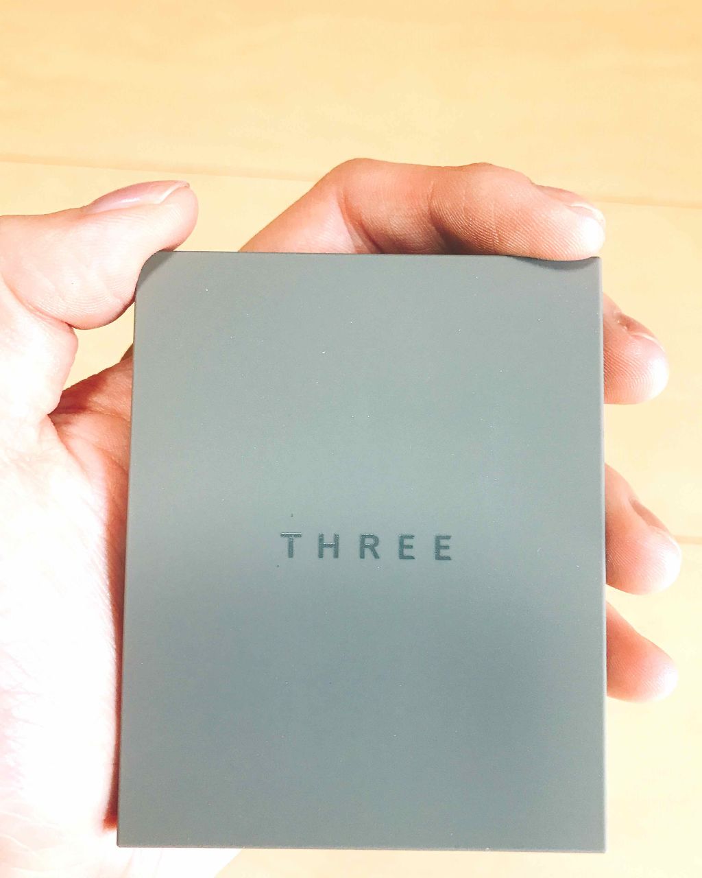 THREE シマリング グロー デュオ/THREE/クリームハイライトを使ったクチコミ（1枚目）