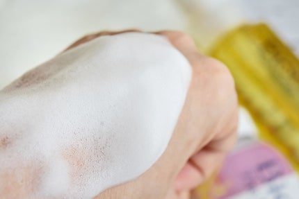 ビオレ ザフェイス 泡洗顔料 ディープモイスト 金木犀の香り/ビオレ/泡洗顔を使ったクチコミ(2枚目)