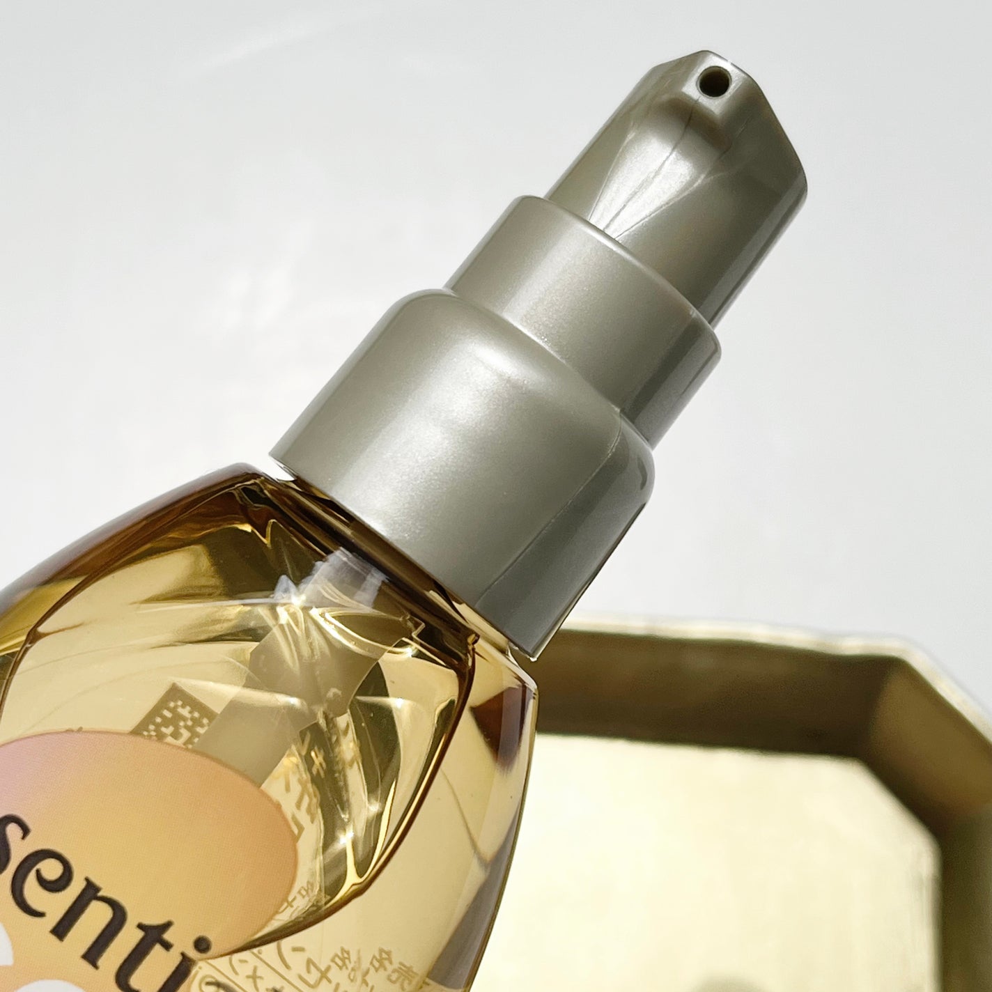 CCオイル/エッセンシャル/ヘアオイルを使ったクチコミ(2枚目)