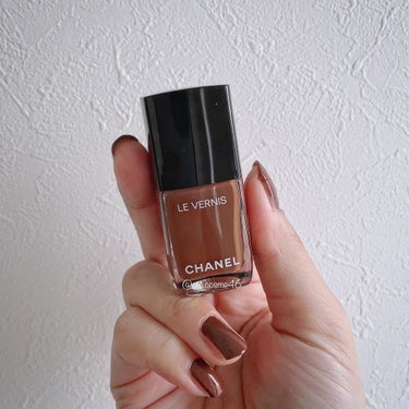 ヴェルニ ロング トゥニュ 957 アンピュルシオン＜数量限定色＞/CHANEL/マニキュアを使ったクチコミ（2枚目）