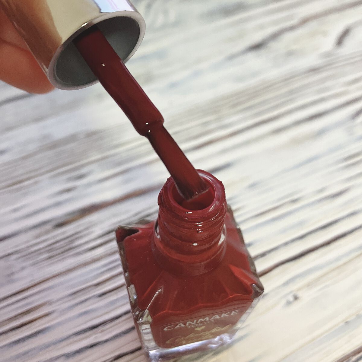 カラフルネイルズ/キャンメイク/マニキュアを使ったクチコミ(2枚目)