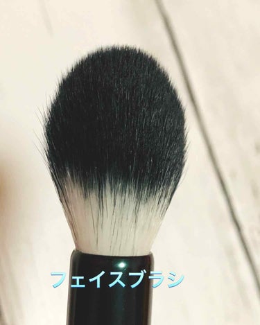 UR GLAM　POWDER BRUSH/U R GLAM/メイクブラシを使ったクチコミ（4枚目）