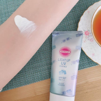 トーンアップUV エッセンス/サンカット®/日焼け止めローションを使ったクチコミ(8枚目)