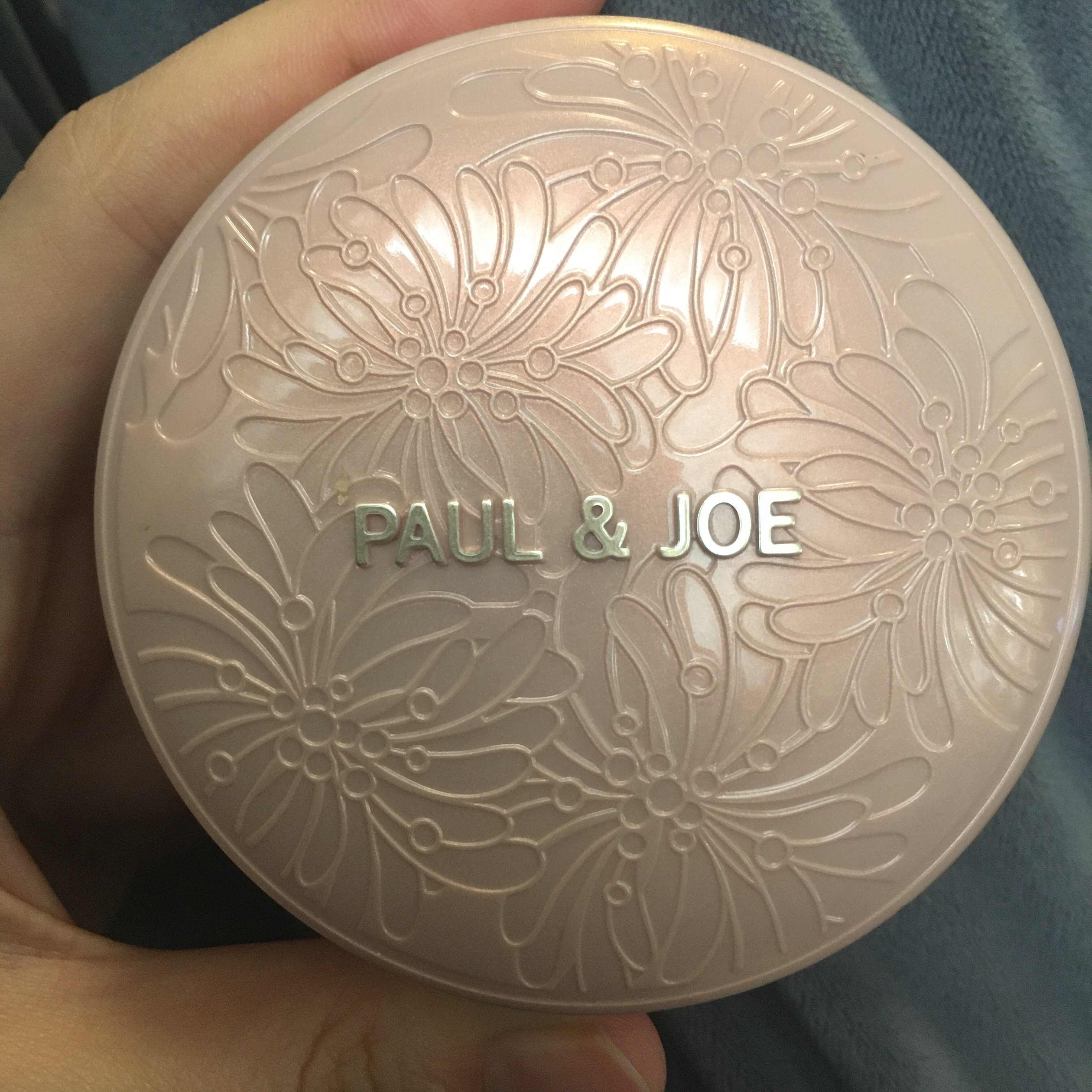 シースルー ヴェール コンパクト/PAUL & JOE BEAUTE/ファンデーションを使ったクチコミ（1枚目）