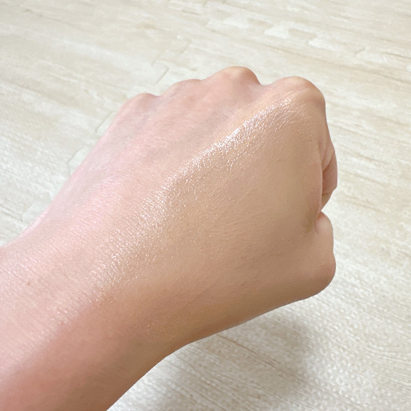 プロテクティング ファンデーション プライマー /PAUL & JOE BEAUTE/化粧下地を使ったクチコミ(5枚目)