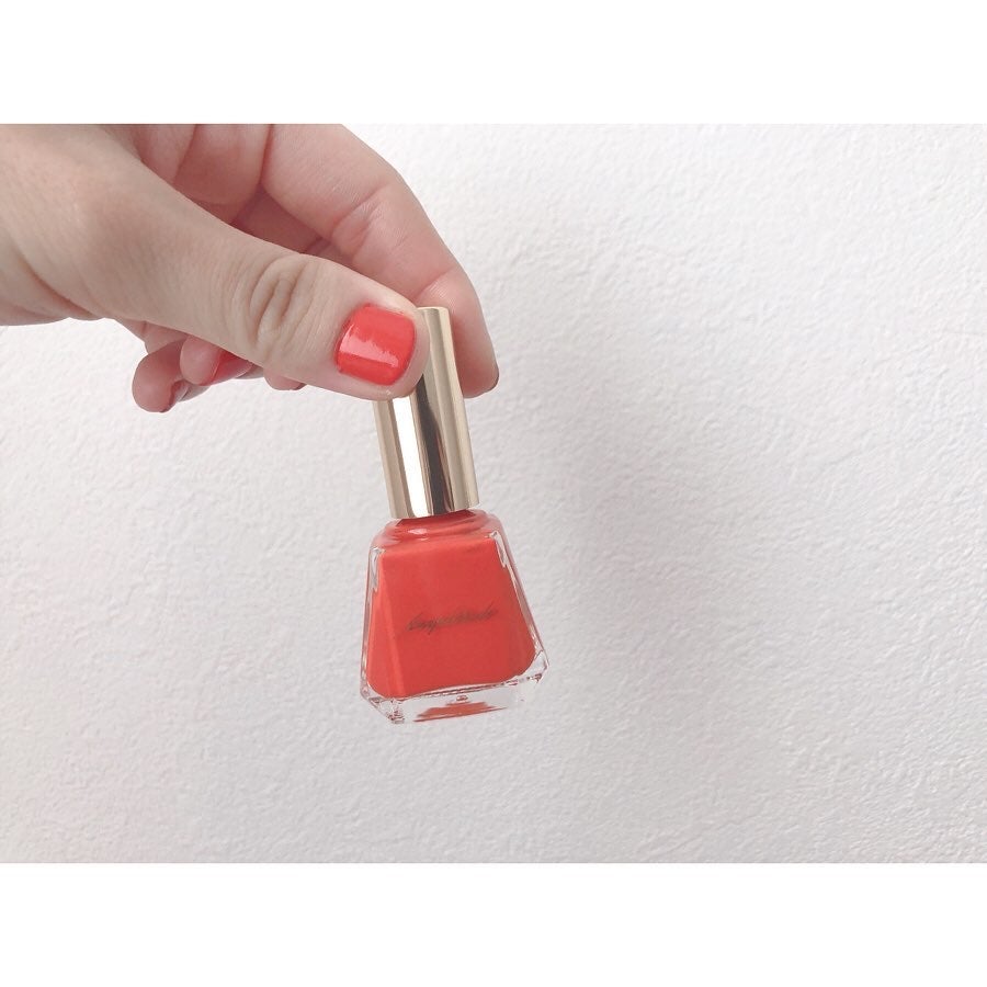 コンスピキュアス ネイルカラー /Amplitude/マニキュアを使ったクチコミ(1枚目)