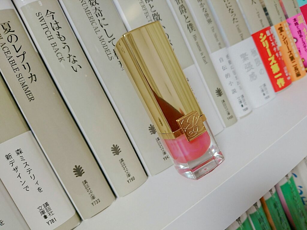 ピュア カラー クリスタル シアー リップスティック/ESTEE LAUDER/口紅を使ったクチコミ(1枚目)