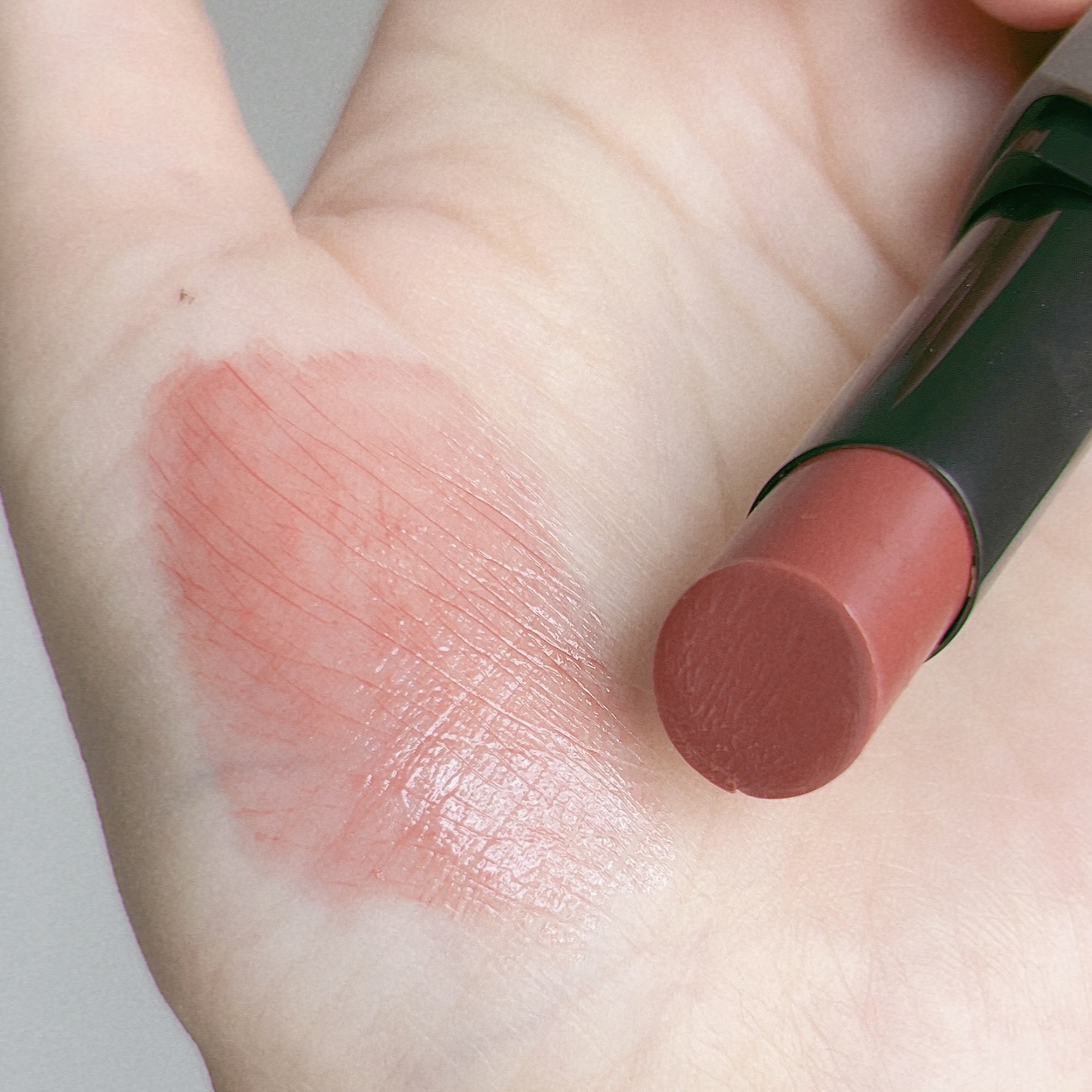 リップカラーシールド/CEZANNE/口紅を使ったクチコミ（2枚目）