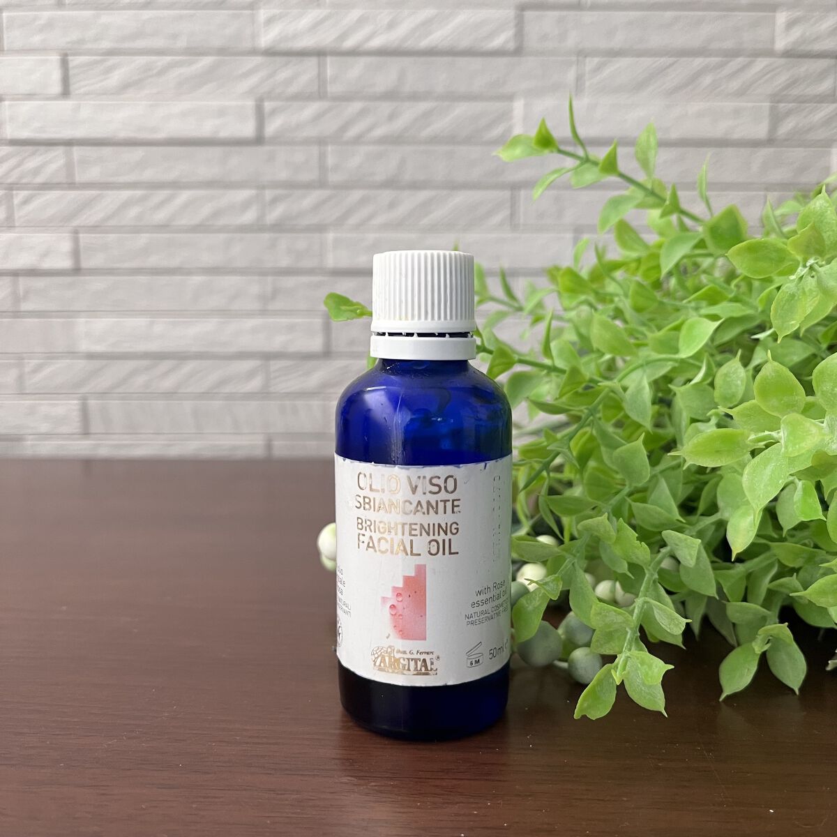 ARGITAL ブライトニング ローズ フェイスオイルのクチコミ「じゅうたんオイルと名高く
肌がふかふかになるし
使い心地は好きだけど、香りがちょっと苦手💦
ロ.....」（1枚目）