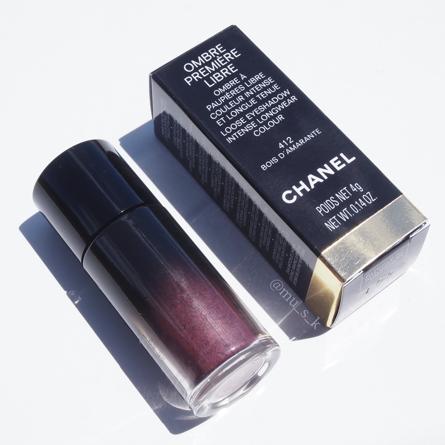 オンブル プルミエール リーブル/CHANEL/単色アイシャドウを使ったクチコミ(4枚目)