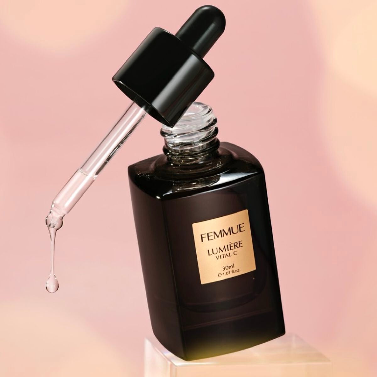 ルミエール ヴァイタルC/FEMMUE/ブースター・導入液を使ったクチコミ(1枚目)