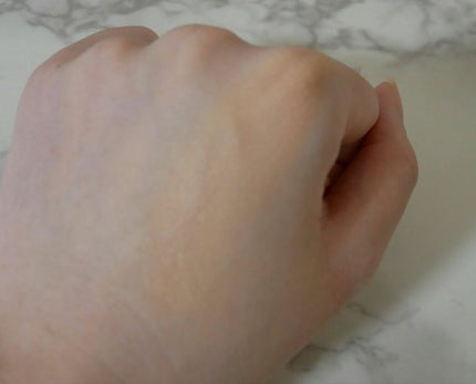 クリームファンデーション エッセンスモイスト/est/クリーム・エマルジョンファンデーションを使ったクチコミ(3枚目)