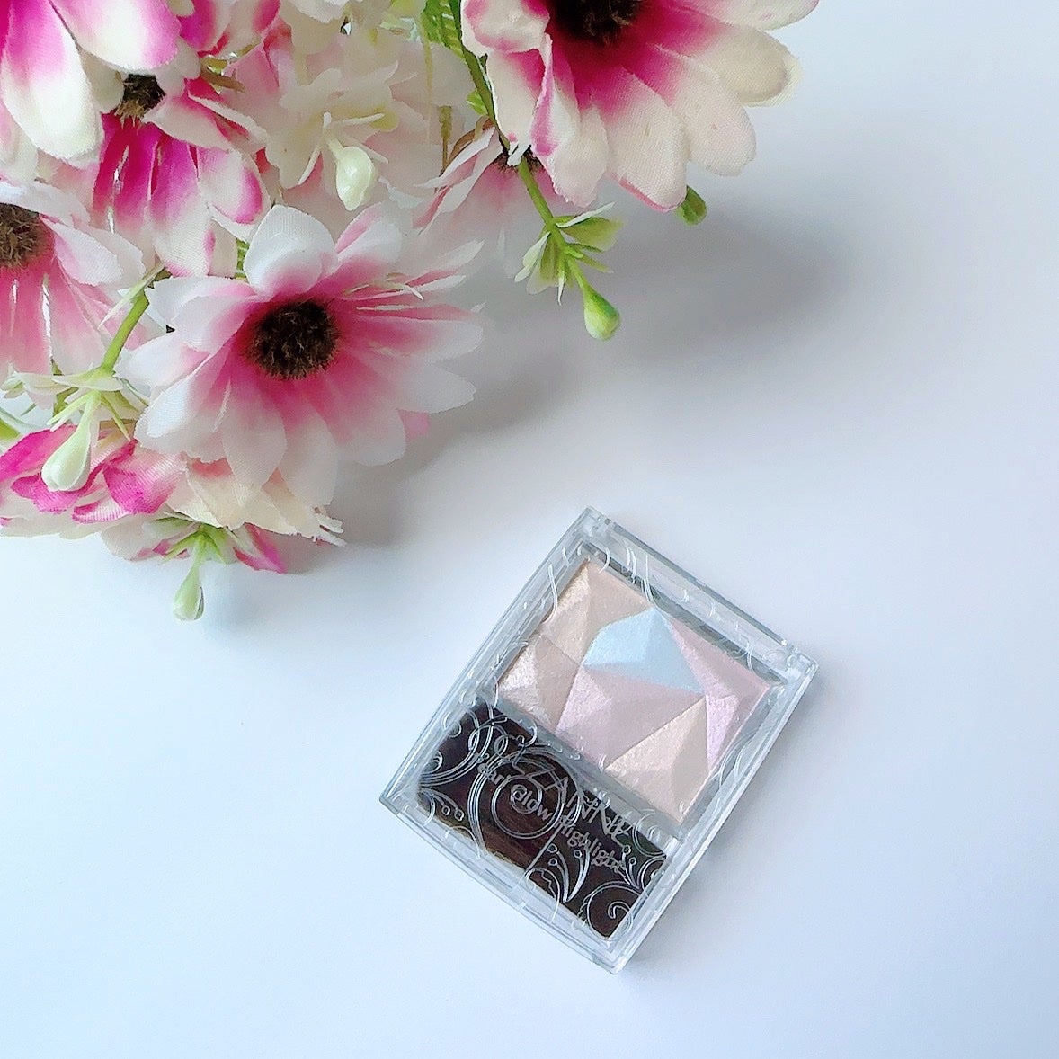 パールグロウハイライト/CEZANNE/ハイライト・シェーディングを使ったクチコミ(4枚目)