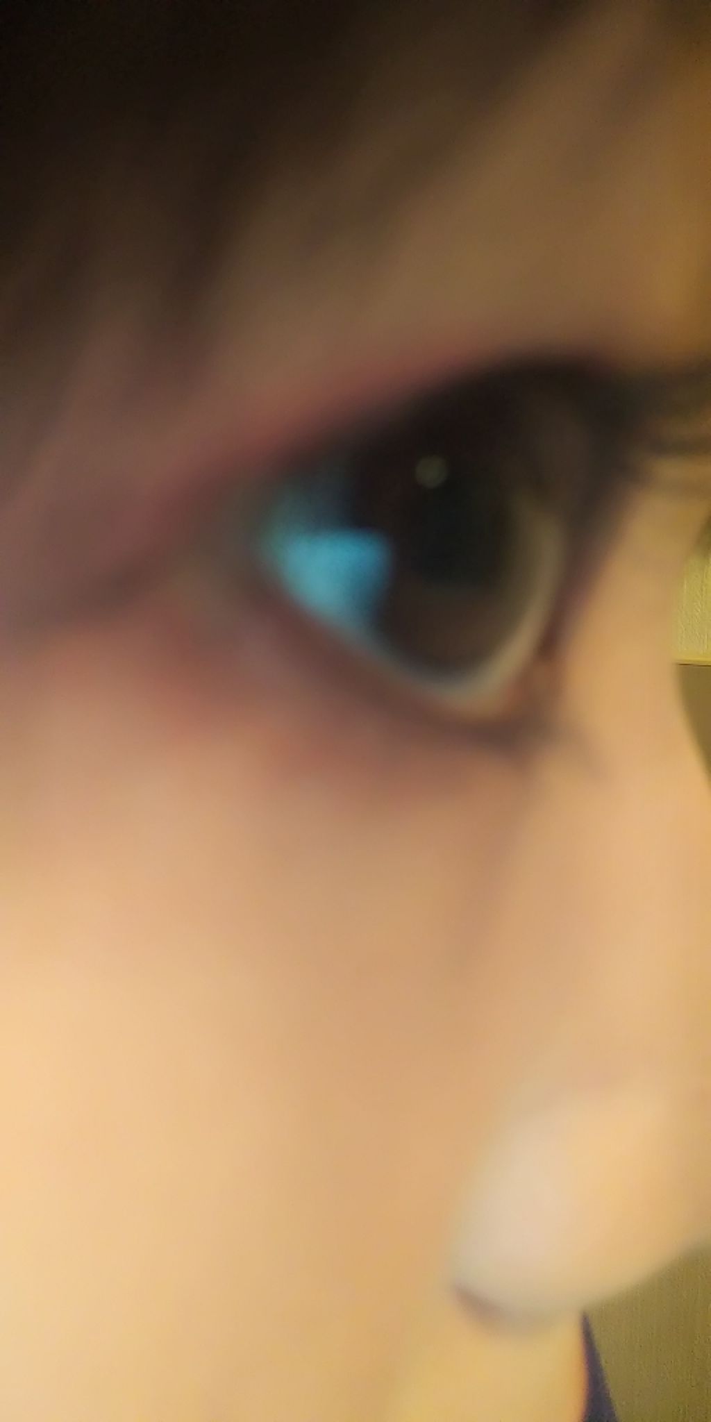 プリズム パウダーアイカラー/リンメル ロンドン/単色アイシャドウを使ったクチコミ（2枚目）