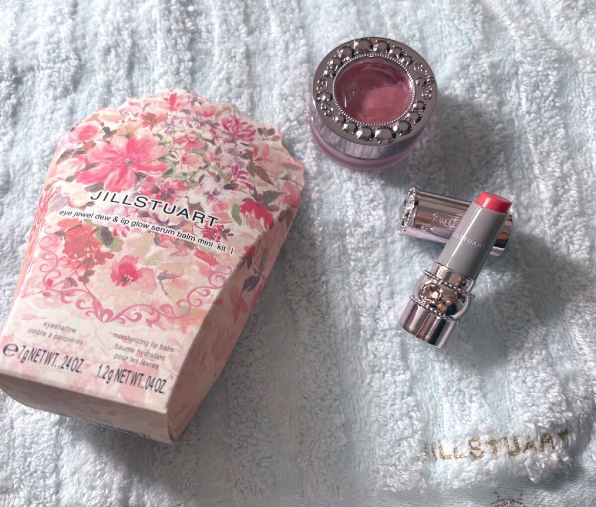 JILL STUART アイジュエルデュー&リップグロウ セラムバーム ミニ キット Ⅰのクチコミ「アイシャドウのラメ感が映らない！！でも伝えたい！！リップも凄いの！！長いけど読んで欲しい！

.....」（1枚目）