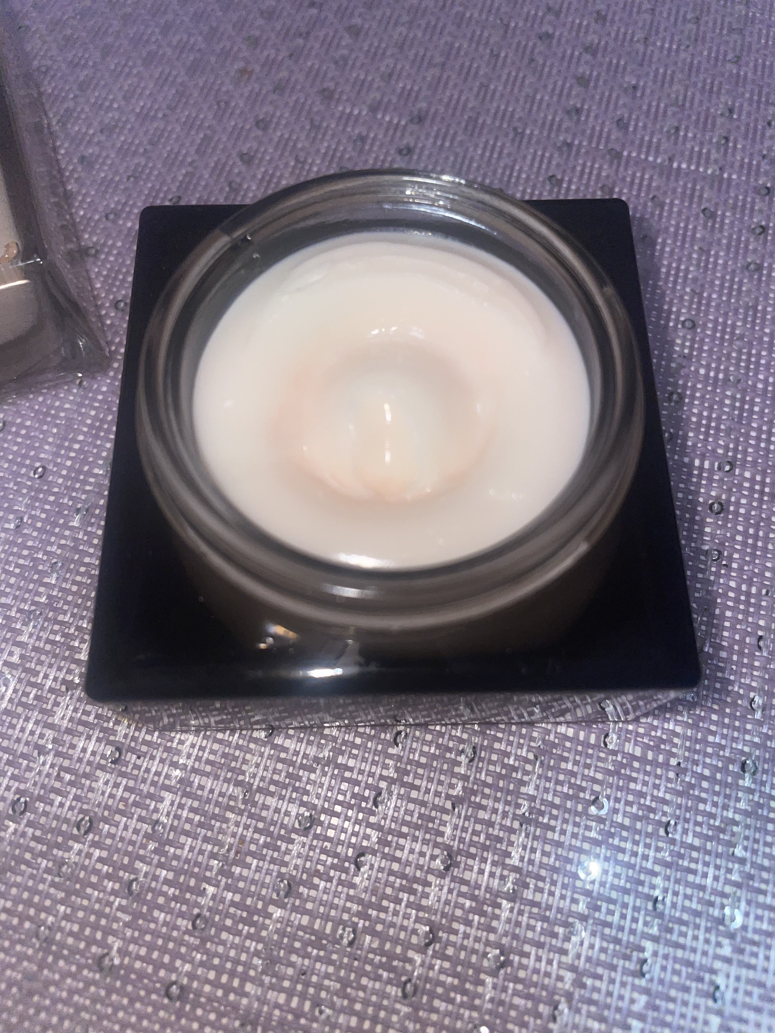 アンリミテッド ケア セラムイン クリーム ファンデーション 584/shu uemura/クリーム・エマルジョンファンデーションを使ったクチコミ（3枚目）