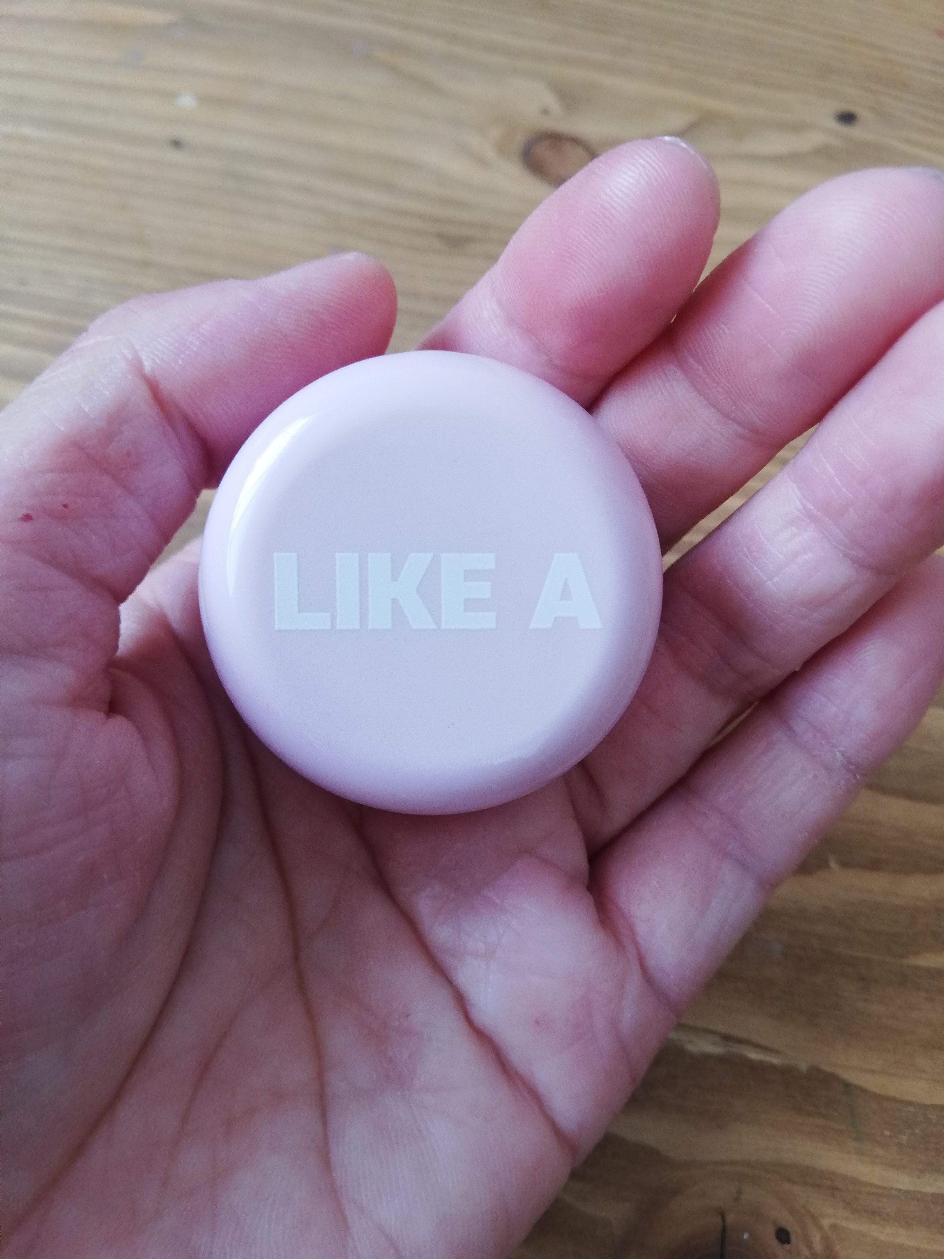 ミニライクアシャドウ/BLESSED MOON/単色アイシャドウを使ったクチコミ（1枚目）