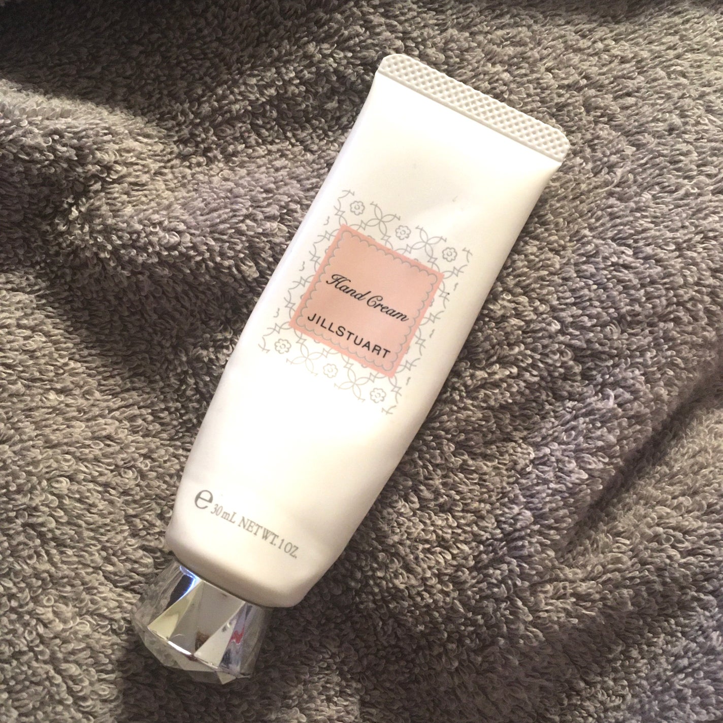 ジルスチュアート ハンドクリーム ホワイトフローラル/JILL STUART/ハンドクリームを使ったクチコミ(1枚目)
