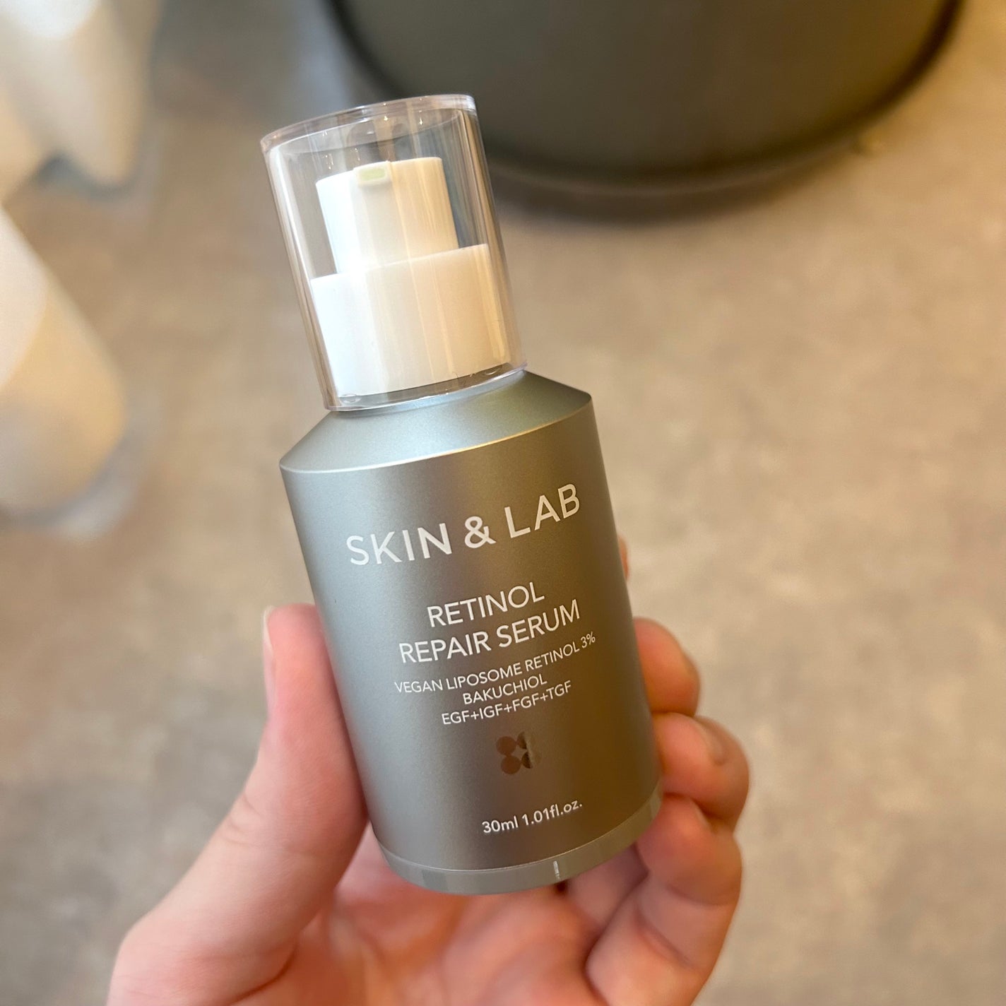 ヴィーガンリポソームレチノールセラム/SKIN&LAB/美容液を使ったクチコミ(4枚目)