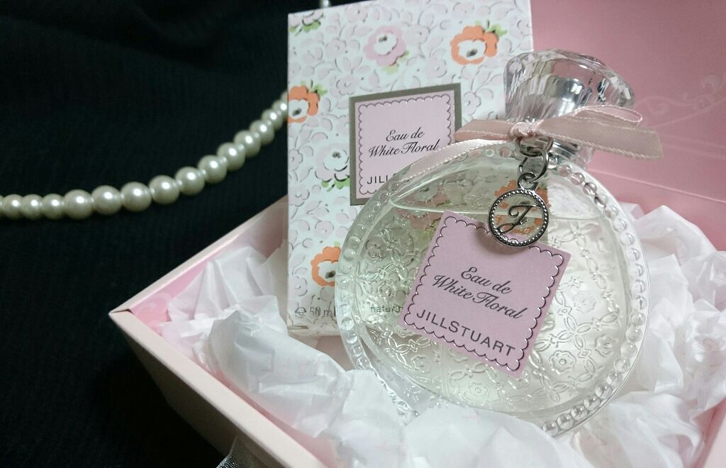 ジルスチュアート リラックス オード ホワイトフローラル/JILL STUART/香水(レディース)を使ったクチコミ（1枚目）