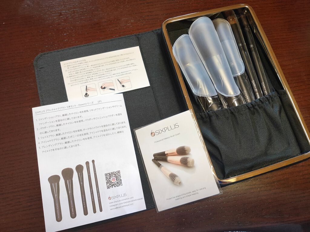 SIXPLUS SIXPLUS メイクブラシ 5本セット - Dawnシリーズ （ブラック）のクチコミ「YouTuberが紹介していて
安かったのでそこまで期待せずに購入。
配送も早くすぐ届きま.....」（2枚目）