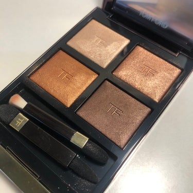 アイ カラー クォード/TOM FORD BEAUTY/アイシャドウパレットを使ったクチコミ（2枚目）