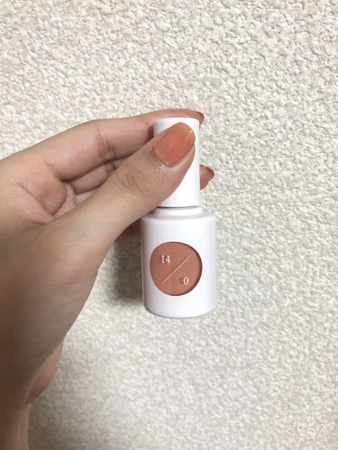 ☆Uka ベースコート　14/0

もう、何と言ってもこの発色🍊🧡

オレンジネイルって蛍光色やビビットな発色orシアーな物が多いですが、、
ukaの14/0はミルキーオレンジ！！

カラーベースコート