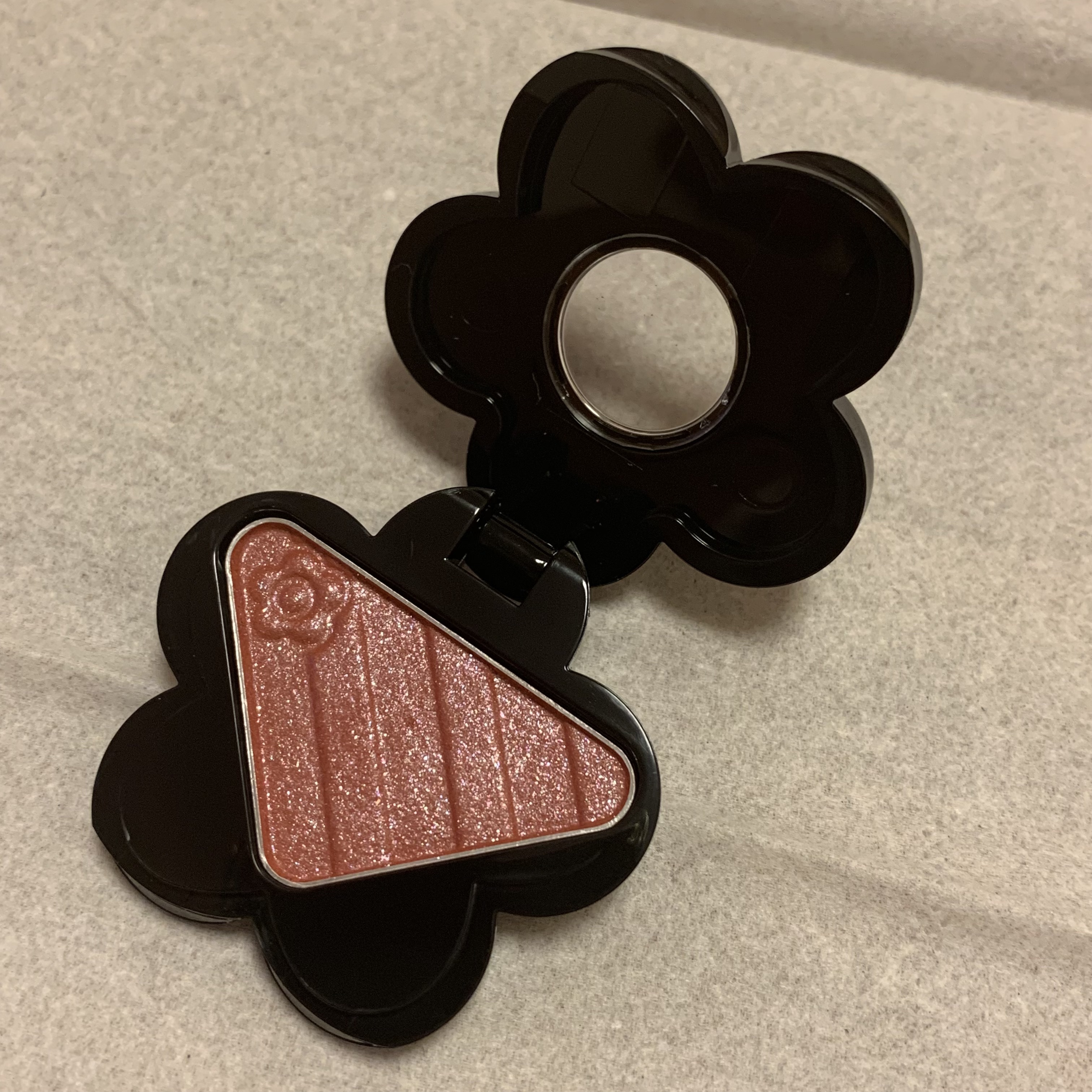 アイオープナー/MARY QUANT/単色アイシャドウを使ったクチコミ（1枚目）