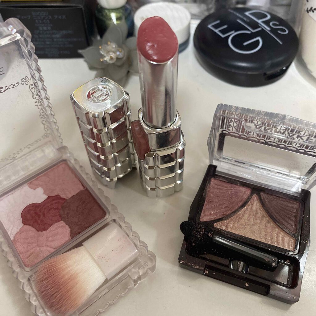 グロウフルールチークス/キャンメイク/パウダーチークを使ったクチコミ(1枚目)