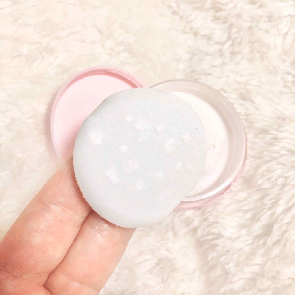 チェリーブロッサム ノーセバム ミネラルパウダー 2020 Jeju Color Picker/innisfree/ルースパウダーを使ったクチコミ(2枚目)