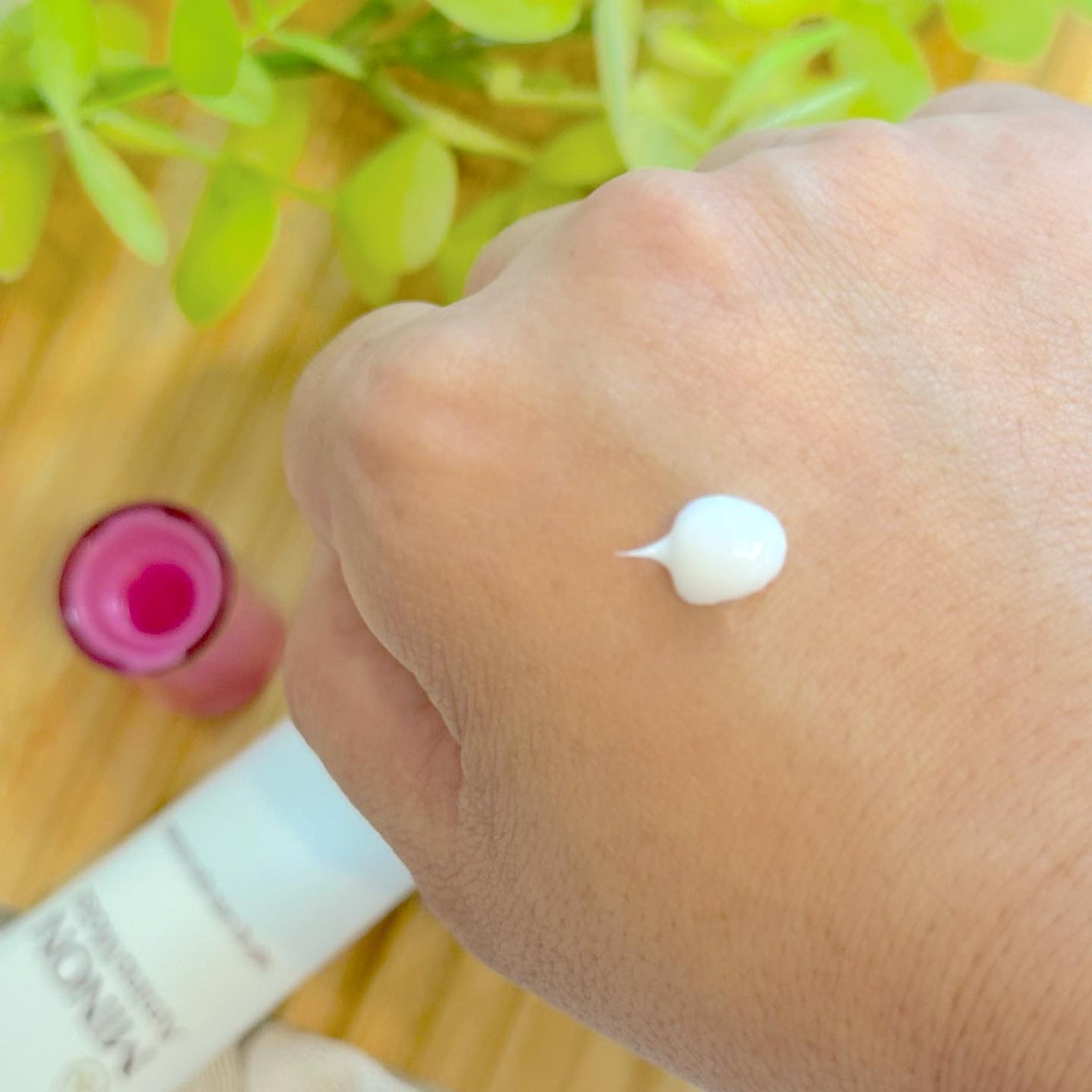 ミノン アミノモイスト エイジングケア アイクリーム/ミノン/アイケア・アイクリームを使ったクチコミ(2枚目)