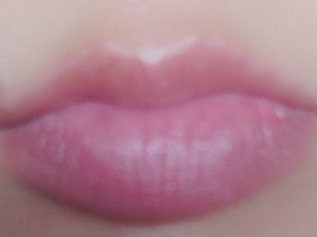 アンドバイロムアンド グラッシーボムティント/&nd by rom&nd/リップティントを使ったクチコミ(5枚目)