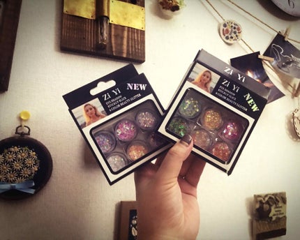 Zi Yi EYESHADOW STICKUP SLICE 6COLOR BEAUTY GLITTER/サンキューマート/ジェル・クリームアイシャドウを使ったクチコミ(1枚目)