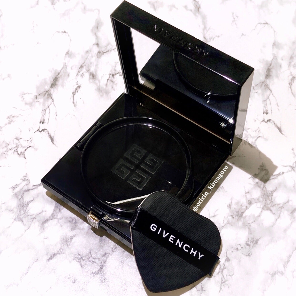 プリズム・リーブル・スキンケアリング・グロウ・クッション/GIVENCHY/クッションファンデーションを使ったクチコミ(5枚目)